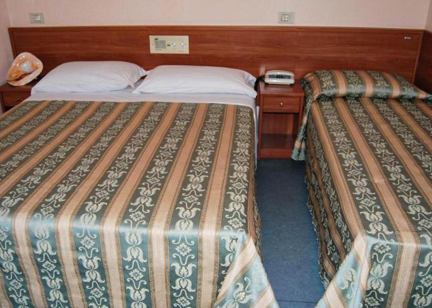 Hotel Acerboli Rimini Eksteriør billede